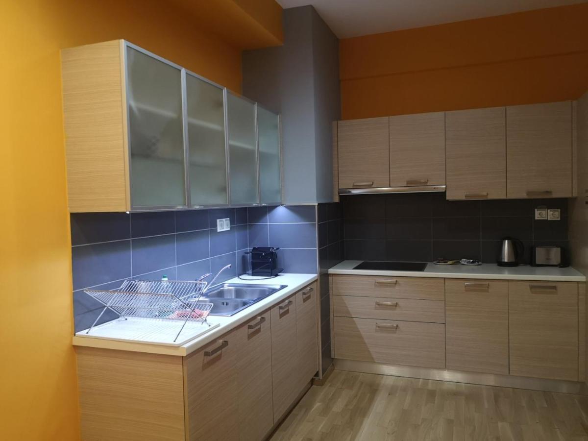 Stylish Urban Apartment By Yha Athena Bagian luar foto