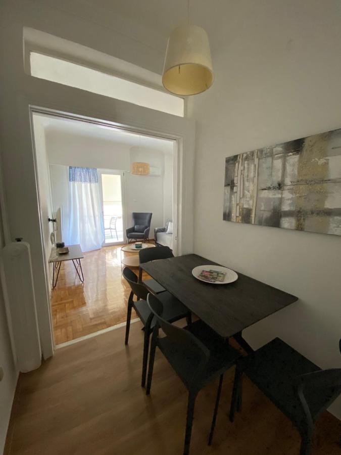 Stylish Urban Apartment By Yha Athena Bagian luar foto